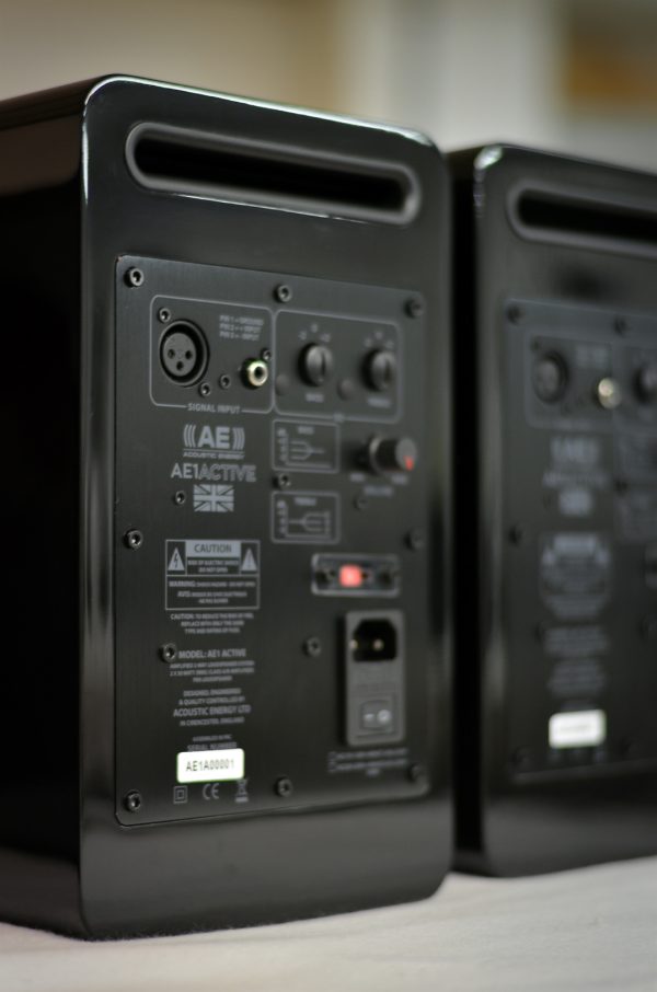 AE1 actieve luidspreker (stereo paar) - Afbeelding 2