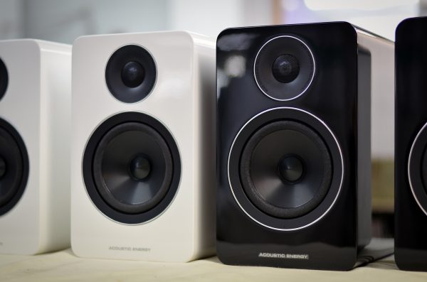 AE1 actieve luidspreker (stereo paar)